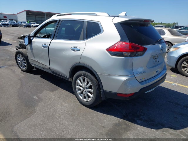 2017 NISSAN ROGUE KNMAT2MT1HP614117 Photo 2