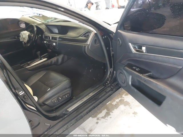 Продаж на аукціоні авто 2016 Lexus Gs 200t, vin: JTHBA1BL3GA000712, номер лоту: 44820336