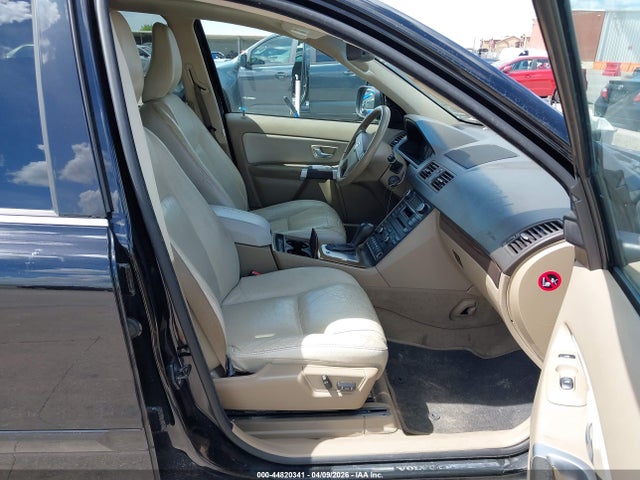 Auction sale of the 2010 Volvo Xc90 3.2, vin: YV4982CY0A1563037, lot number: 44820341
