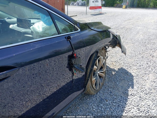 Продажа на аукционе авто 2022 Lexus Rx 350, vin: 2T2HZMDA9NC326410, номер лота: 44820348