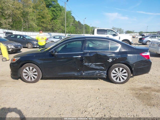 2013 Honda Accord Touring მანქანა იყიდება აუქციონზე, vin: 1HGCR3F96DA047254, აუქციონის ნომერი: 44820378