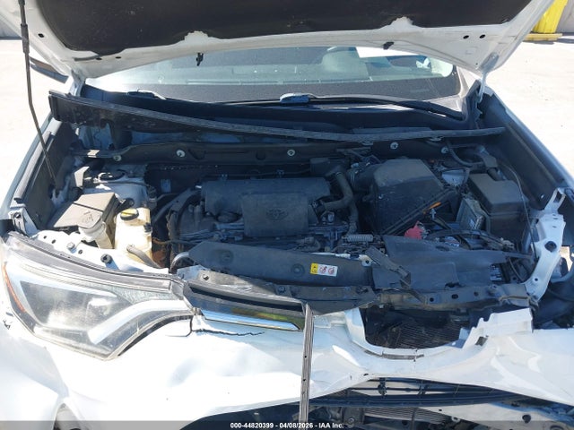 2T3WFREVXJW463665 Toyota Rav4 Xle