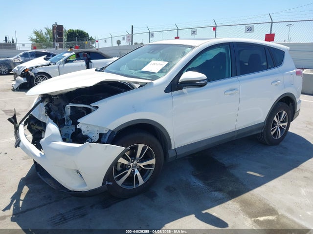2T3WFREVXJW463665 Toyota Rav4 Xle