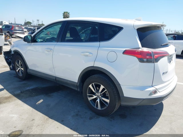 2T3WFREVXJW463665 Toyota Rav4 Xle