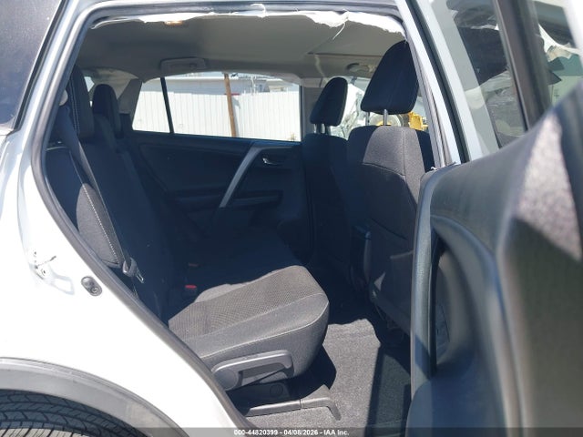 2T3WFREVXJW463665 Toyota Rav4 Xle