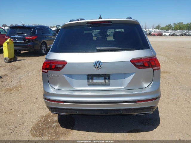3VV3B7AX7LM167776 Volkswagen Tiguan 2.0t Se/2.0t Se R-line Black/2.0t Sel