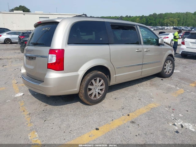 2015 Chrysler Town & Country Touring მანქანა იყიდება აუქციონზე, vin: 2C4RC1BG9FR571029, აუქციონის ნომერი: 44820412