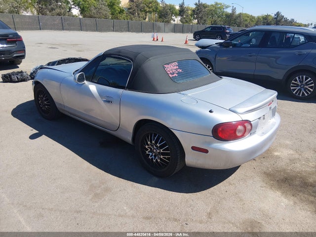 2003 Mazda Mx-5 Miata Cloth/ls/se/shinsen მანქანა იყიდება აუქციონზე, vin: JM1NB353530304028, აუქციონის ნომერი: 44820416