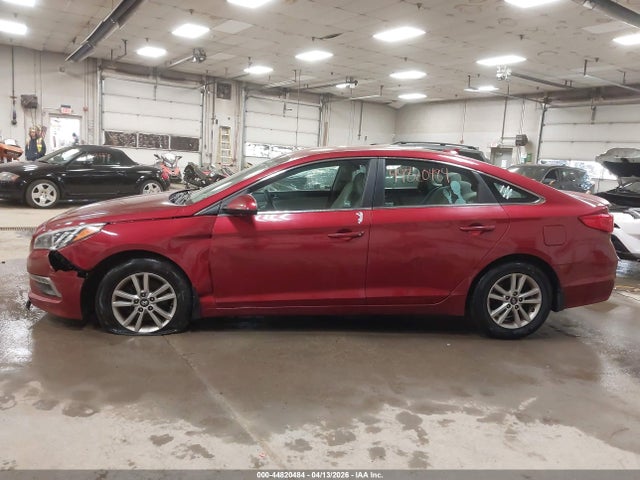 2015 Hyundai Sonata Se მანქანა იყიდება აუქციონზე, vin: 5NPE24AF0FH096296, აუქციონის ნომერი: 44820484