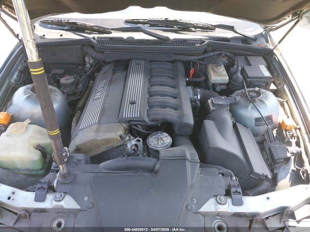 1992 BMW 325 WBACB4311NFL00019 Photo 9