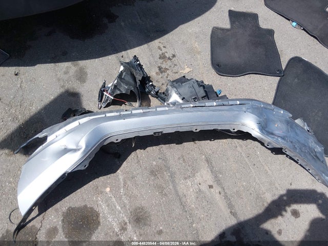 44820544 :رقم المزاد ، 5J6RW2H28LA012851 vin ، 2020 Honda Cr-v Awd Lx مزاد بيع