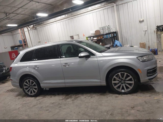 Продаж на аукціоні авто 2017 Audi Q7 3.0t Premium, vin: WA1VAAF71HD033536, номер лоту: 44820545