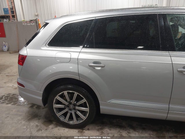 Продаж на аукціоні авто 2017 Audi Q7 3.0t Premium, vin: WA1VAAF71HD033536, номер лоту: 44820545