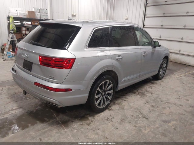 Продаж на аукціоні авто 2017 Audi Q7 3.0t Premium, vin: WA1VAAF71HD033536, номер лоту: 44820545