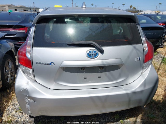 JTDKDTB32G1132199 Toyota Prius C One