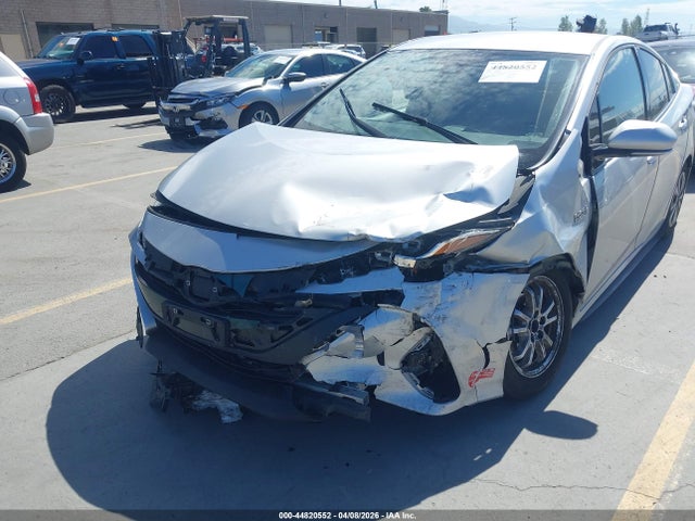 Toyota Prius Prime Premium 2018 JTDKARFPXJ3095486 Image 6