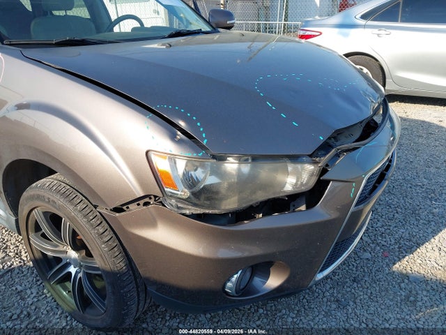 Продаж на аукціоні авто 2011 Mitsubishi Outlander Se, vin: JA4JT3AW5BU036451, номер лоту: 44820559