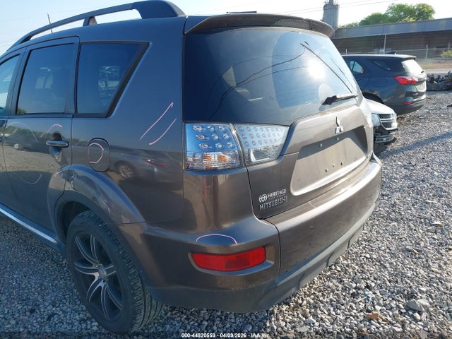 Продаж на аукціоні авто 2011 Mitsubishi Outlander Se, vin: JA4JT3AW5BU036451, номер лоту: 44820559