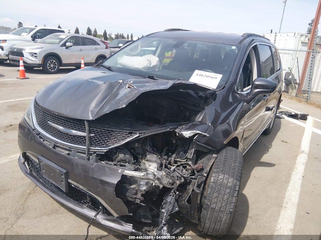 2C4RC1BGXHR516964 Chrysler Pacifica Touring-l