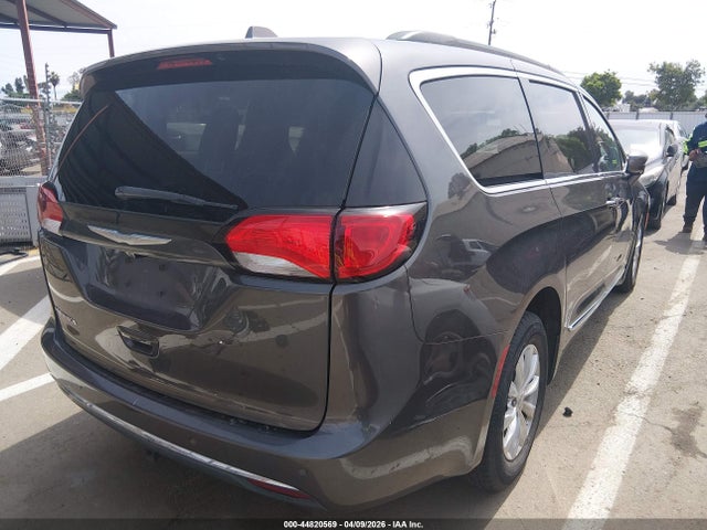 2C4RC1BGXHR516964 Chrysler Pacifica Touring-l