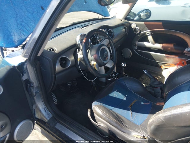Продаж на аукціоні авто 2005 Mini Cooper S, vin: WMWRE33425TD98617, номер лоту: 44820572