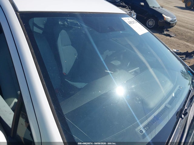 2012 TOYOTA PRIUS C JTDKDTB33C1514283 Photo 4