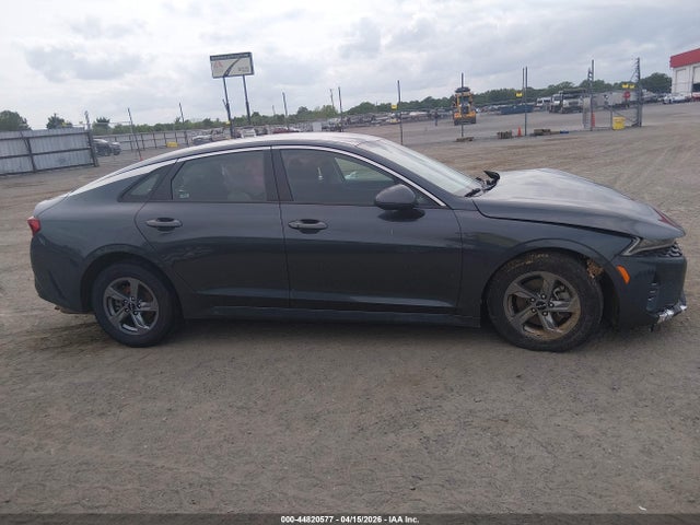 Продажа на аукционе авто 2022 Kia K5 Lxs, vin: 5XXG14J29NG147717, номер лота: 44820577