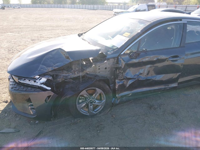 Продажа на аукционе авто 2022 Kia K5 Lxs, vin: 5XXG14J29NG147717, номер лота: 44820577