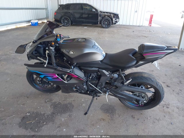 Yamaha Yzfr7 2024 JYARM38E4RA011812 Image 13