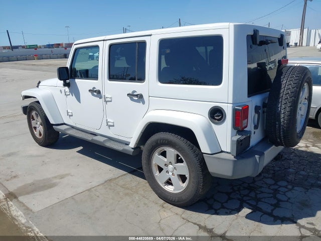 2012 JEEP WRANGLER UNLIMITED 1C4HJWEG5CL103961 Photo 2