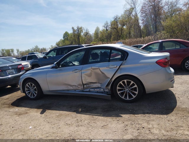 2018 Bmw 320i Xdrive მანქანა იყიდება აუქციონზე, vin: WBA8A3C51JA494614, აუქციონის ნომერი: 44820601