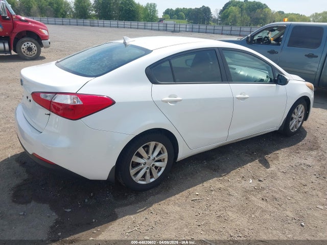 Продажа на аукционе авто 2016 Kia Forte Lx, vin: KNAFX4A65G5469563, номер лота: 44820602