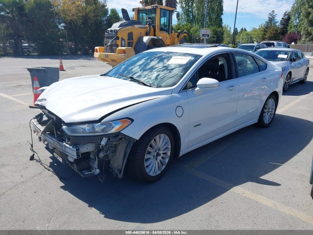 Ford Fusion Energi Titanium 2014 3FA6P0SU8ER329841 Image 2