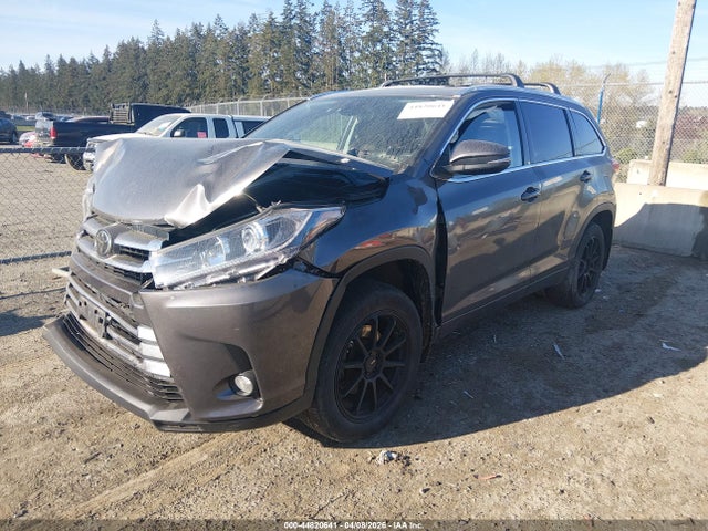 Toyota Highlander Limited 2017 5TDDZRFH4HS416084 Image 2