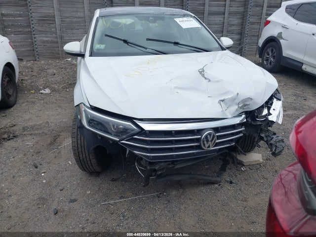 Продажа на аукционе авто 2020 Volkswagen Jetta 1.4t Sel Premium, vin: 3VWGB7BU5LM057522, номер лота: 44820699