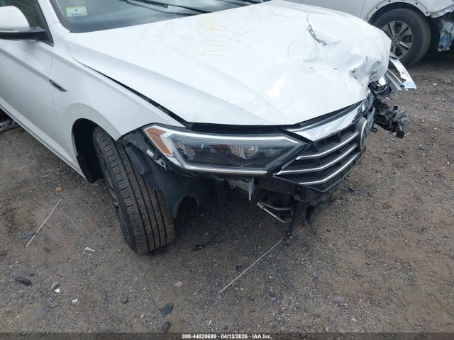 Продажа на аукционе авто 2020 Volkswagen Jetta 1.4t Sel Premium, vin: 3VWGB7BU5LM057522, номер лота: 44820699