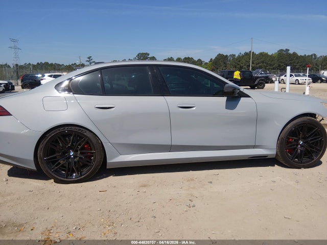 BMW M5 2026 WBS83FK0XTCV12662 Image 14