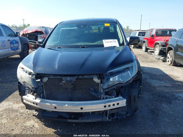 2017 Honda Ridgeline Rtl-e მანქანა იყიდება აუქციონზე, vin: 5FPYK3F7XHB031926, აუქციონის ნომერი: 44820728