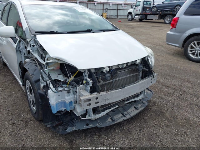 Toyota Prius Two 2014 JTDKN3DU7E0361872 Image 6