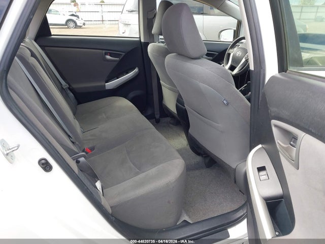 Toyota Prius Two 2014 JTDKN3DU7E0361872 Image 8