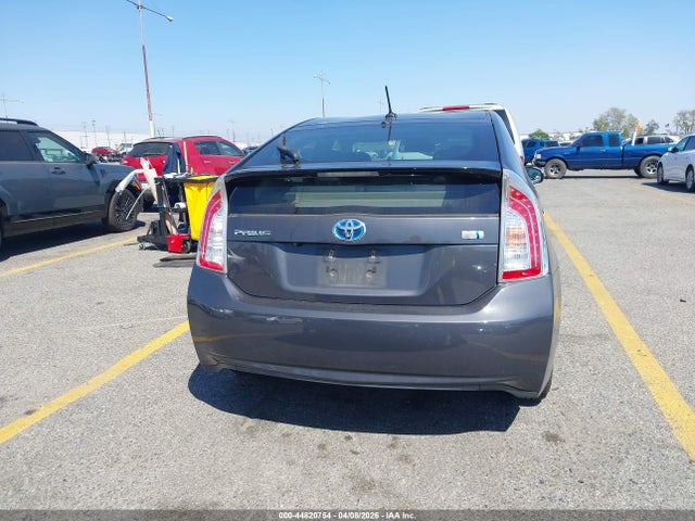 Toyota Prius Four 2014 JTDKN3DU6E0388593 Image 16