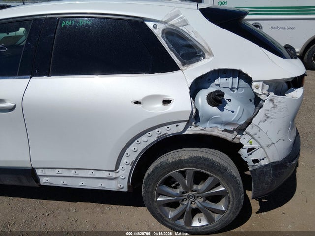 Продаж на аукціоні авто 2022 Mazda Cx-30 Premium, vin: 3MVDMBDL4NM407778, номер лоту: 44820799