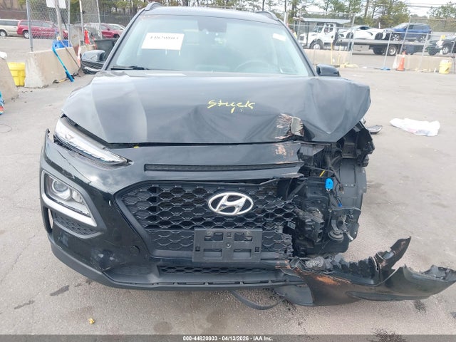 44820803 :رقم المزاد ، KM8K2CAA5MU706533 vin ، 2021 Hyundai Kona Sel مزاد بيع
