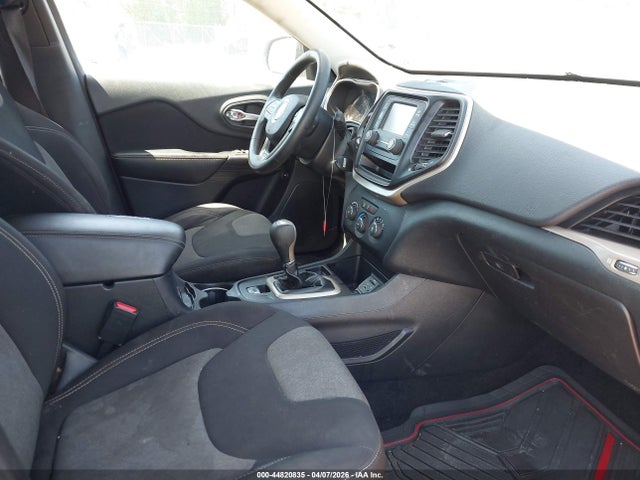 2014 Jeep Cherokee Sport მანქანა იყიდება აუქციონზე, vin: 1C4PJLAB1EW279928, აუქციონის ნომერი: 44820835