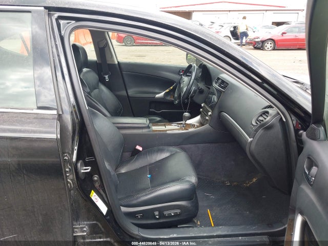 Продажа на аукционе авто 2013 Lexus Is 250, vin: JTHCF5C22D5063601, номер лота: 44820845