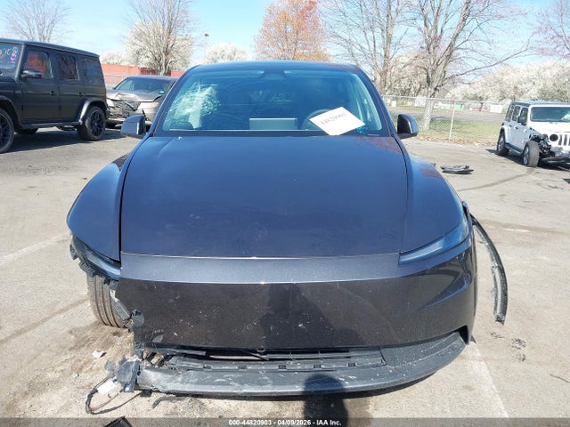 7SAYGDED6TA590597 Tesla Model Y Premium Rear-wheel Drive/standard Rear-wheel Drive