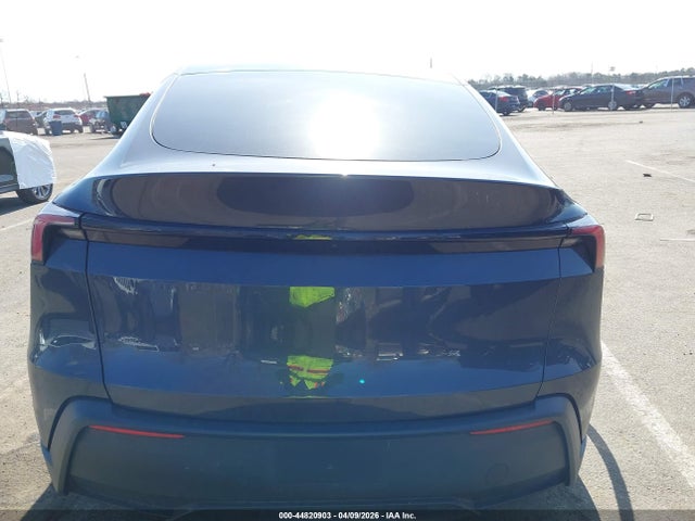 7SAYGDED6TA590597 Tesla Model Y Premium Rear-wheel Drive/standard Rear-wheel Drive