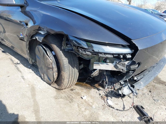 7SAYGDED6TA590597 Tesla Model Y Premium Rear-wheel Drive/standard Rear-wheel Drive