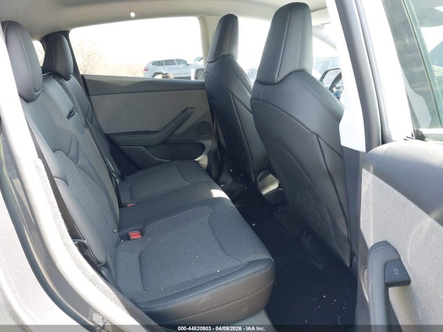 7SAYGDED6TA590597 Tesla Model Y Premium Rear-wheel Drive/standard Rear-wheel Drive