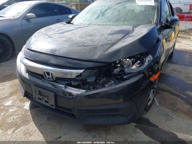 Honda Civic Lx 2018 2HGFC2F59JH580766 Image 6